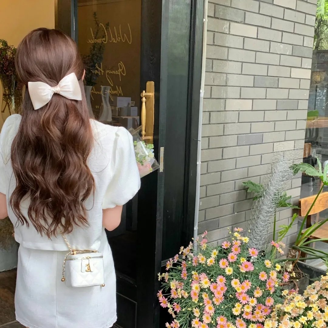 她在梦中跳舞